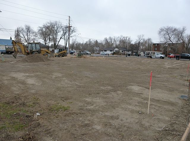 1st image of 120 N. Lot Ave
