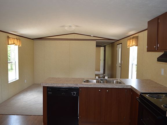 4th image of 23307 Tanglewood Dr