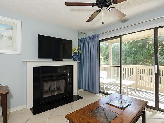 4th image of 230 Westleton Dr. #20-B