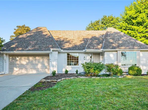 10300 Monrovia St, Overland Park, KS 66215
