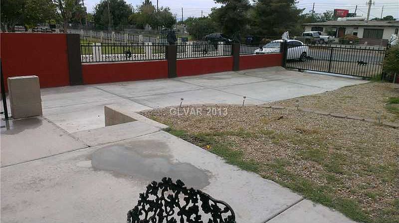 2nd image of 1546 Ringe Ln