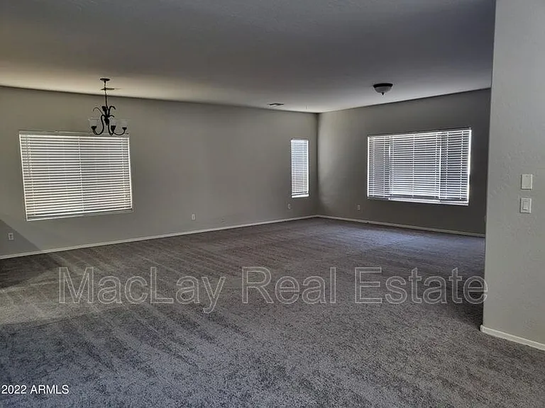 25850 W Pleasant Ln — Photo 19