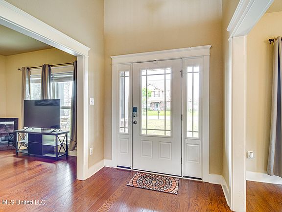 4th image of 10280 Hutter Rd