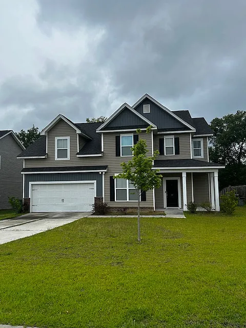 4 bed, 2646 sqft, $2,500 — Photo 2
