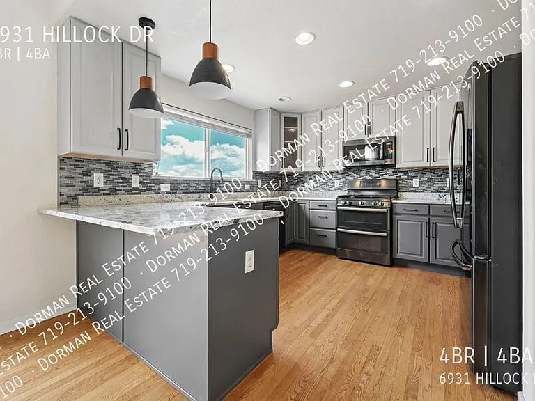 6931 Hillock Dr — Photo 8