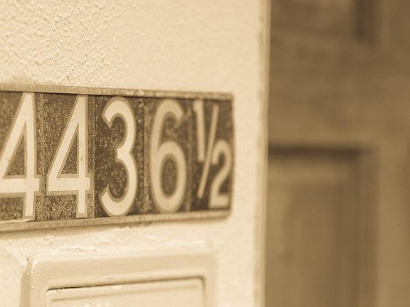 4th image of 4436 Lincoln Ave