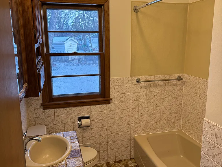 1840 Longview Dr — Photo 7