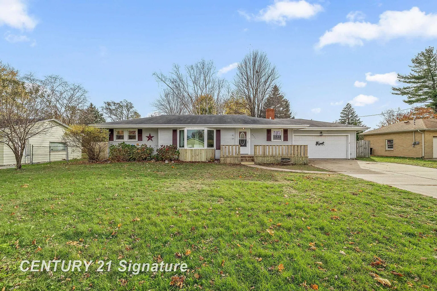 4571 Shattuck Rd photo 1