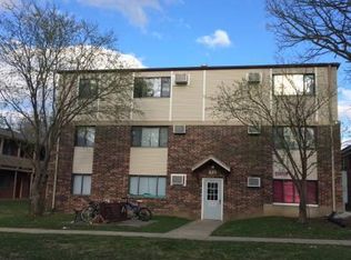 614 S Johnson St APT 4, Iowa City, IA 52240