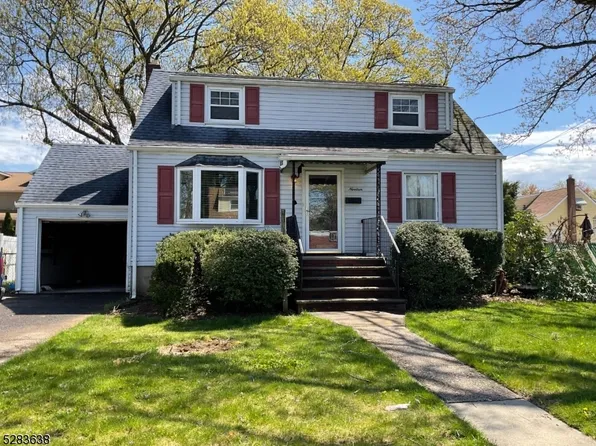19 Brown Pl, Bergenfield Boro, NJ 07621