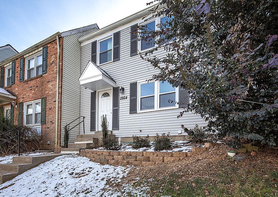 1st image of 2924 Piney Grove Ct