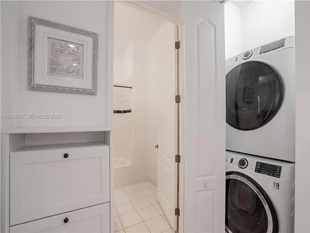 623 SW 146th Ter — Photo 17