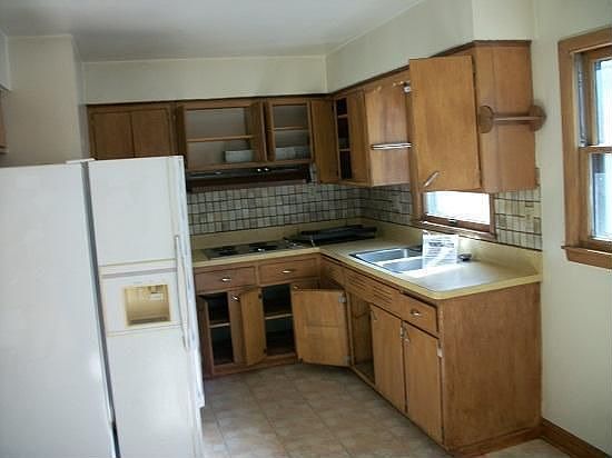 4th image of 2214 N 102nd St