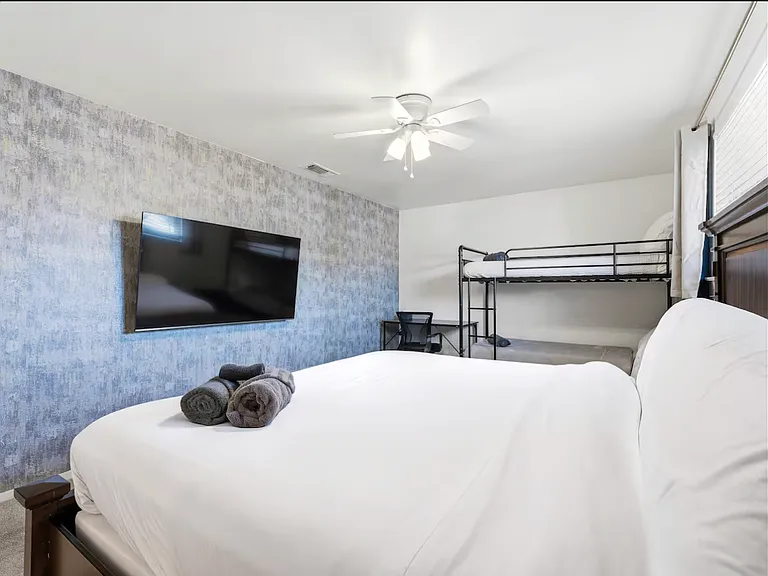 7841 El Pensador Dr — Photo 65
