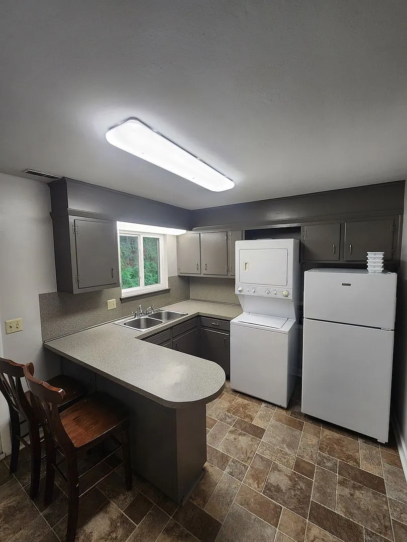 Chapel Hill/2BR Brookside Condo (Close to Campus) — Photo 4