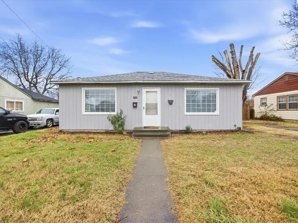 1909 W 3rd Ave, Kennewick, WA 99336