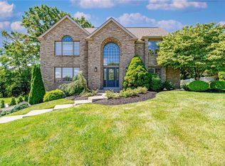 111 Merino Dr, Canonsburg, PA 15317