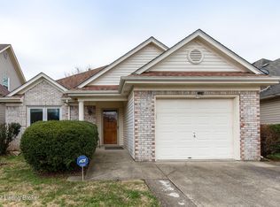 3317 Rainview Cir, Louisville, KY 40220