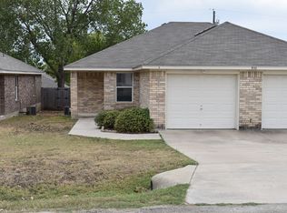 930 Rosewood Dr, Harker Heights, TX 76548