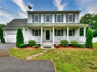 292 Station St, Coventry, RI 02816