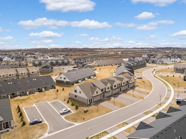 7070 181st St W, Lakeville, MN 55044