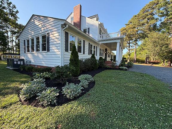 5th image of 34000 Seaside Rd