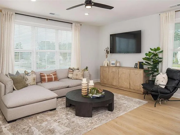 5150 Adairview Circle Hvn #4610 — Photo 6