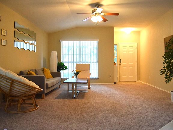 3rd image of 14605 Montoro Dr