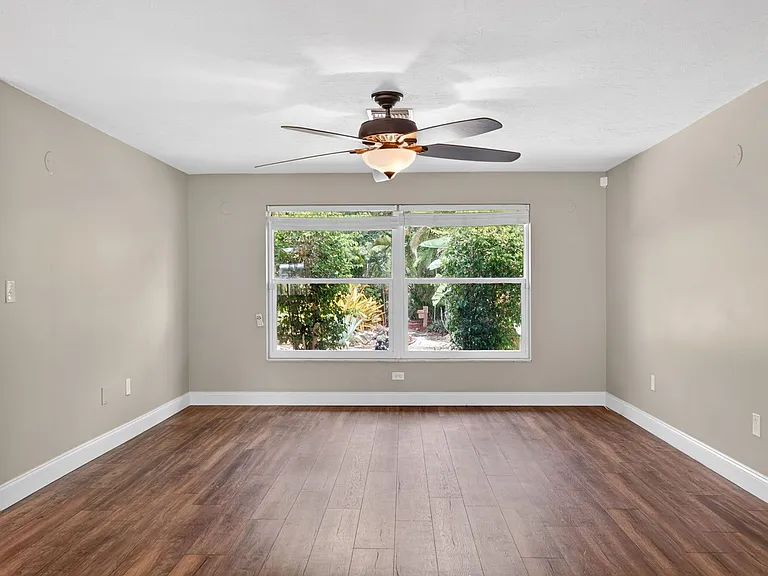 4419 N Pacific Cir — Photo 8