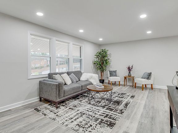 5th image of 1705 Saint Michaels Rd