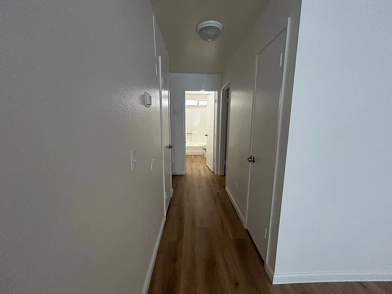 Santanna Apartments — Photo 5