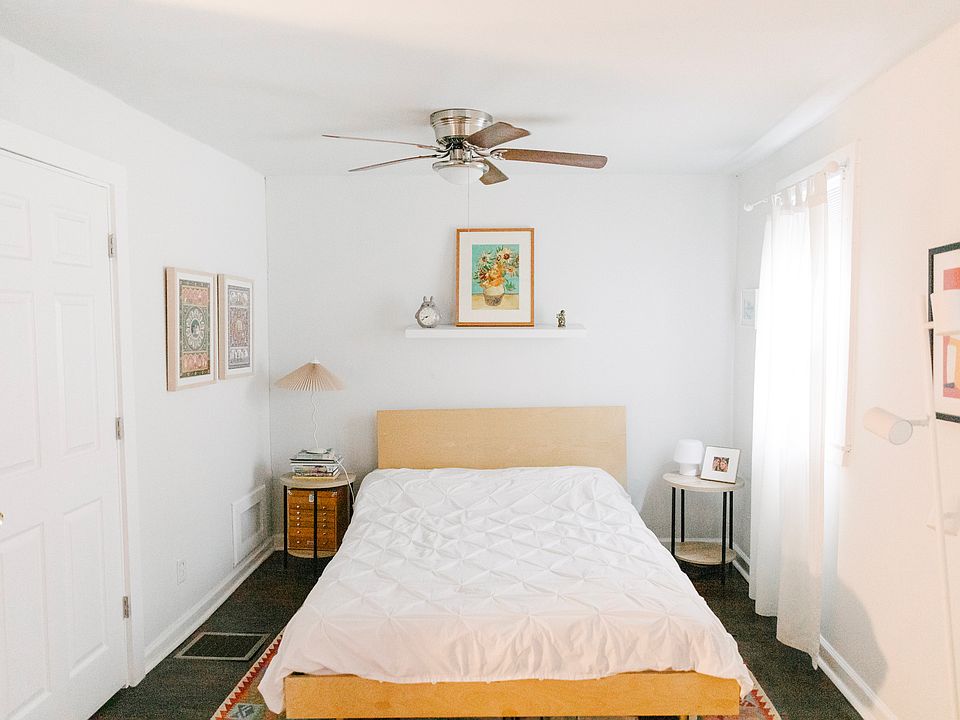 2nd Bedroom at back of unit allows for plenty of privacy! Right next to full bathroom. Windows let in plenty of light and closet fits plenty of clothes.