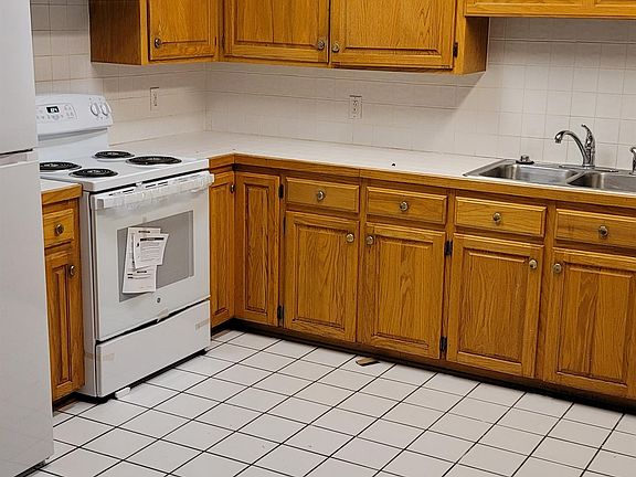4th image of 1507 N Vintage Ln #1