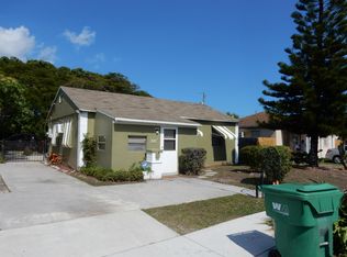 538 W 3rd St, Riviera Beach, FL 33404