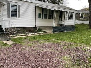 1121 Willow Dr, Clearfield, PA 16830