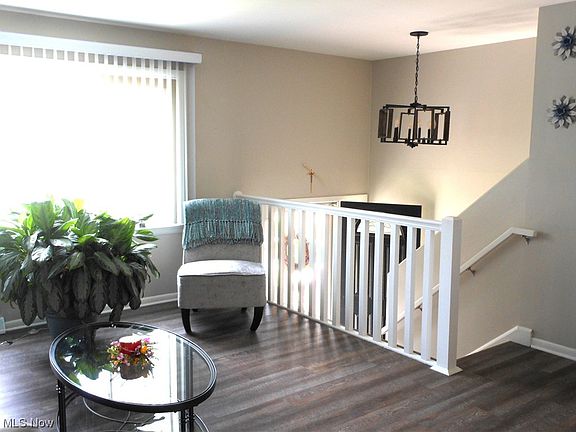 3rd image of 3695 Highmeadow Dr