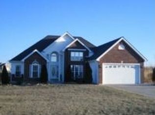 224 Bennington Dr, Troy, MO 63379