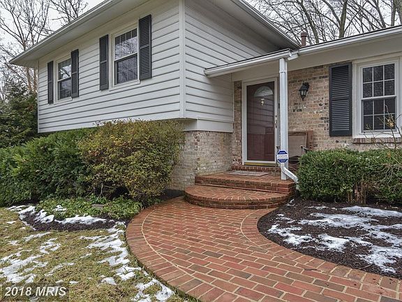 2nd image of 18051 Mill Creek Dr