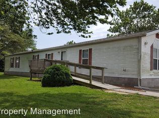 282 Schlager Rd, Elkville, IL 62932