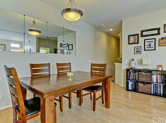 5th image of 1150 S Country Glen Way