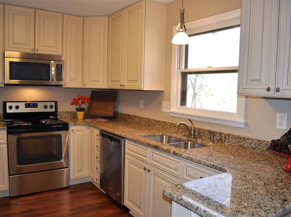 2206 Southpark Blvd SW, Huntsville, AL 35803