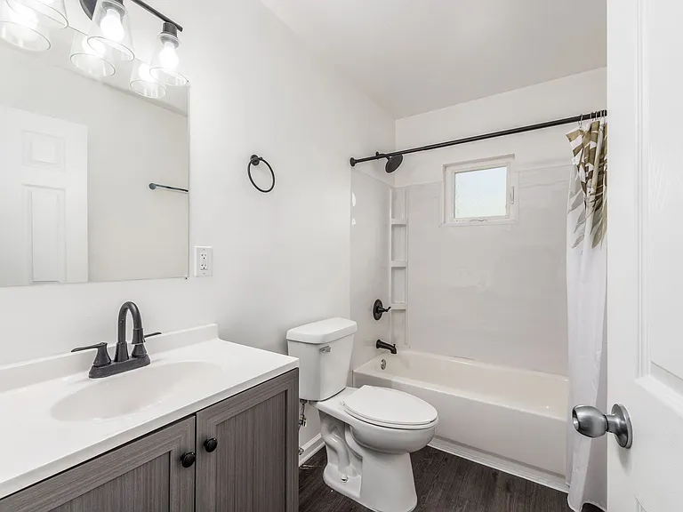 940 Shoemaker Ave #2 — Photo 16
