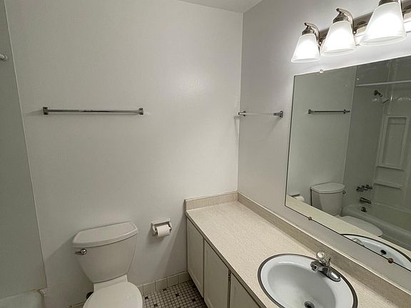 2nd image of 10146 W Forest Home Ave APT 7