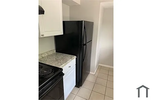 240 Indiana Ave Photo 1