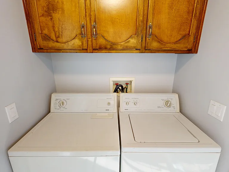 112 Oakland Dr — Photo 15