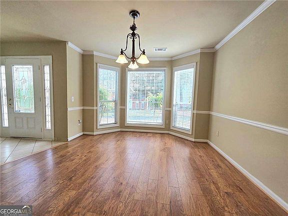 2nd image of 830 Meadowsong Cir
