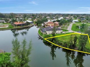 2301 SW 39th St, Cape Coral, FL 33914