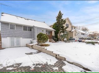 (Undisclosed Address), Metuchen, NJ 08840