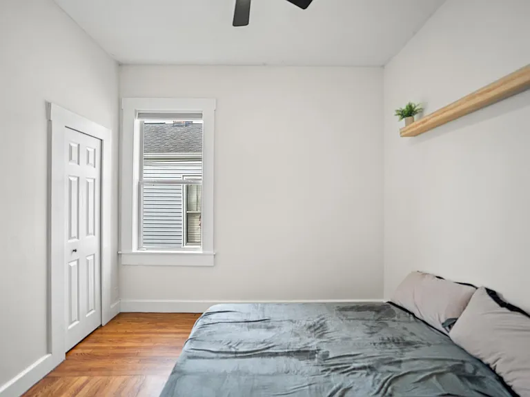 334 Walnut St — Photo 14