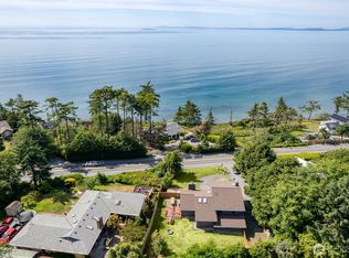 1432 W Beach Rd, Oak Harbor, WA 98277